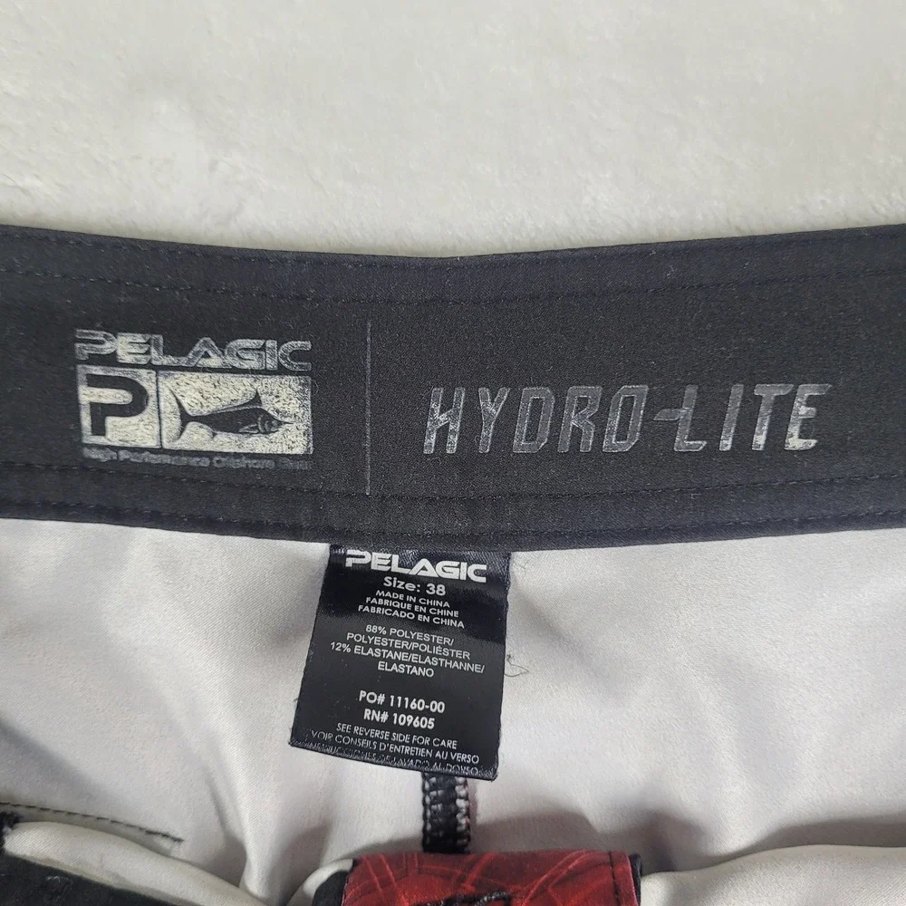 Pelagic Hydro Lite Board Shorts Men's 38 Red White Blue Fishing Swim Trunks Pool